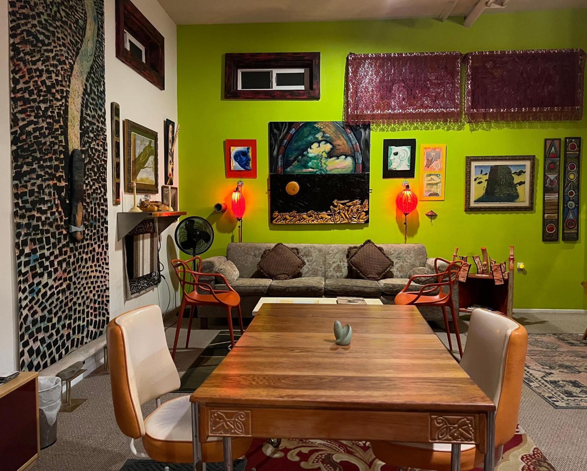 Space Castle: A 1950S Gas Station Transformed Into An Art Themed Wonderland Truth or Consequences Exteriér fotografie